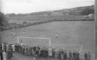 Første fotballklubb med eget gras